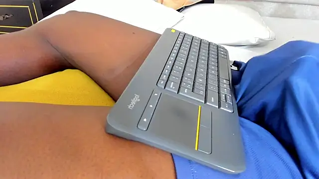 LucasBeckford's cam snapshot