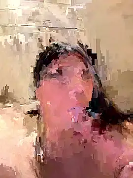 Alyshanon18's cam snapshot