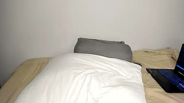 KhaliDrips's cam snapshot