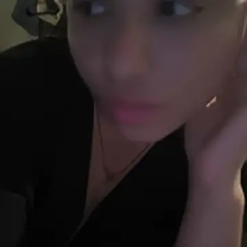 Francesca_ferrari's cam snapshot