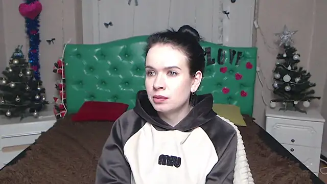 JasmineKouch's cam snapshot