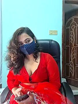 Bristy- live sex cam