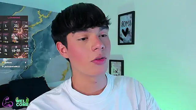 Isaac_Kurtt live sex cam