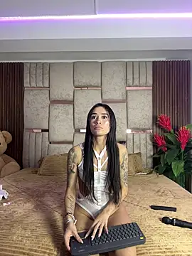 Zoey_dim's cam snapshot