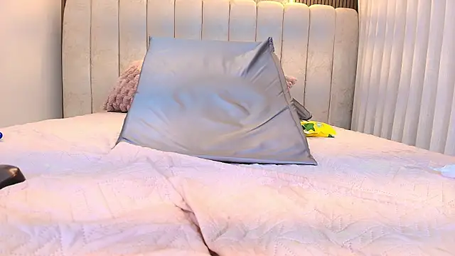 kata_hazel live sex cam