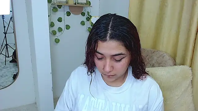 AvilixArtemis's cam snapshot