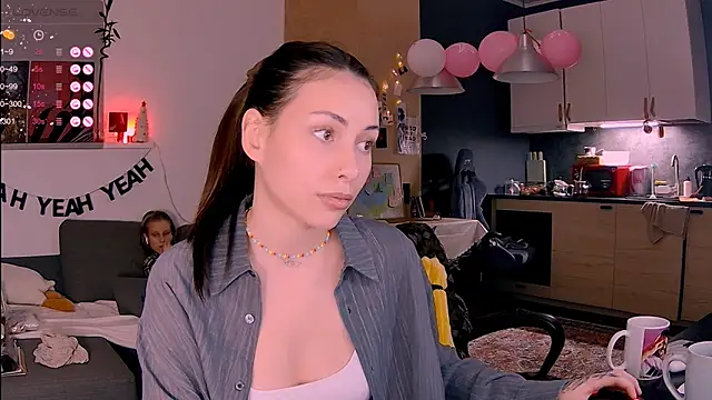 KatiKate live sex cam