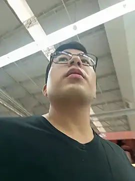 andrewmhilton_ live sex cam