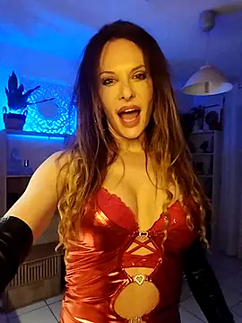 Luna_Kitanna live sex cam