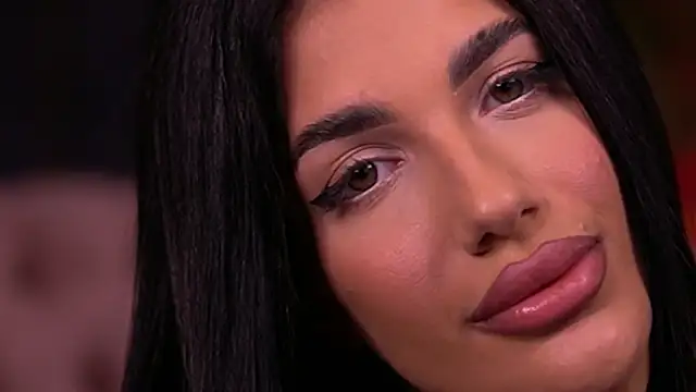 RaisaKali live sex cam