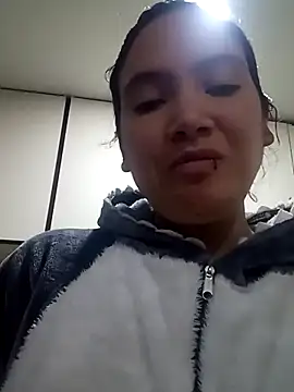 phoop_lilaa's cam snapshot