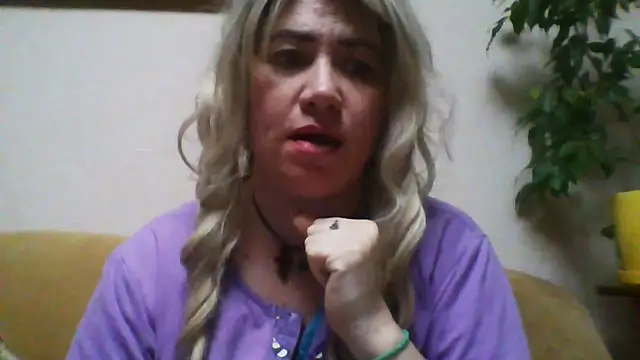 ClaireShannon's cam snapshot