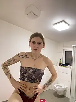 Milly-Kiss's cam snapshot