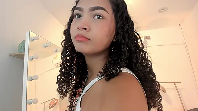 ailann_'s cam snapshot