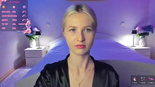 Julie_Blaze live sex cam