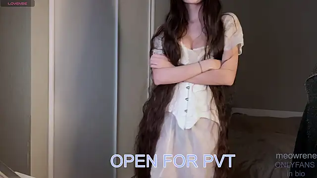 unhollymeow's cam snapshot