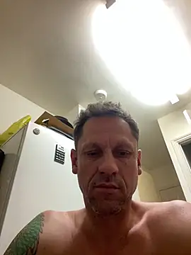 Yourhotboy_42 live sex cam