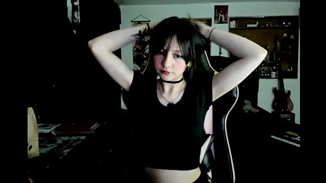 Maki_Zein_'s cam snapshot