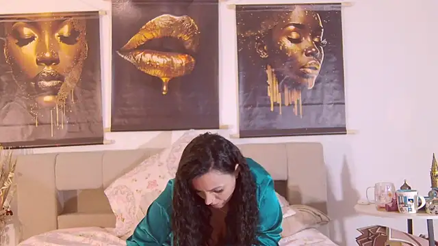 ReiyaRey live sex cam