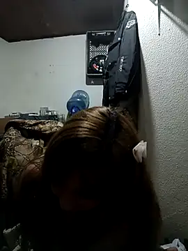 ISABELLA-01_'s cam snapshot