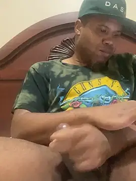 Iced_cloudz's cam snapshot