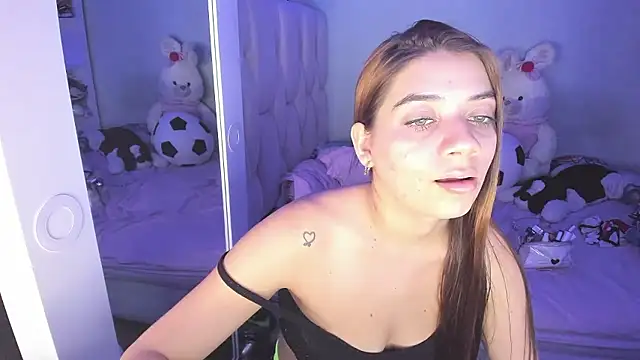 KittyKlum's cam snapshot