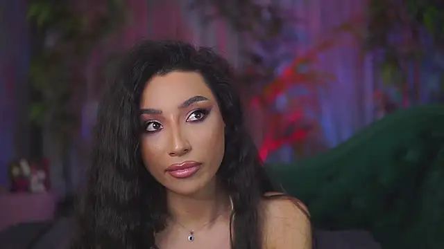 GinaValentinna's cam snapshot