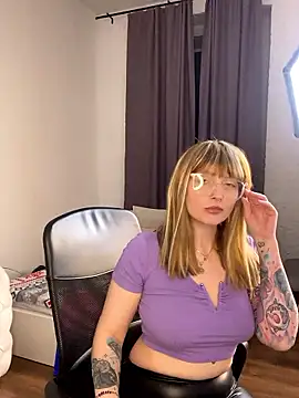 Kiki_shay's cam snapshot