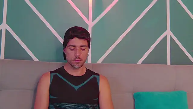 Adam_MillanFF live sex cam