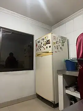 Alice_Foster_ live sex cam