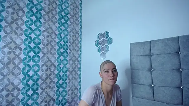 Valen_luxx's cam snapshot