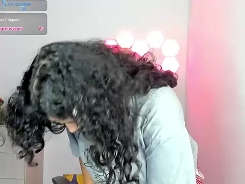 emillyaqua's cam snapshot