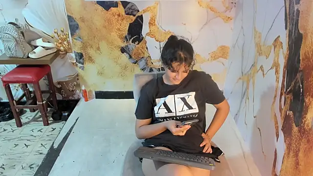 MiaBella18's cam snapshot