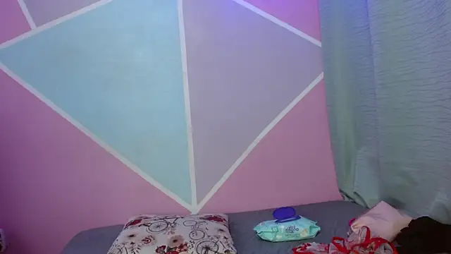 aaron_antonella_mds live sex cam