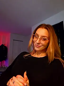 LilyOrion's cam snapshot