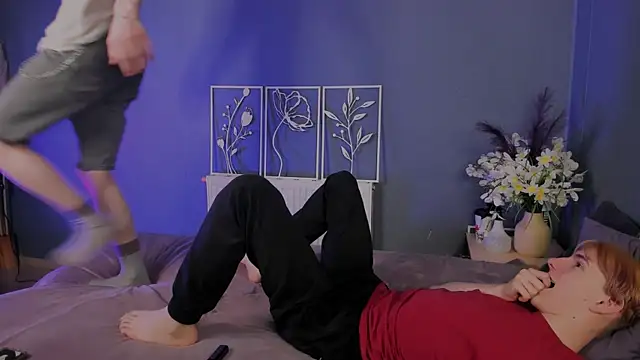 AndrewwCarter2 live sex cam