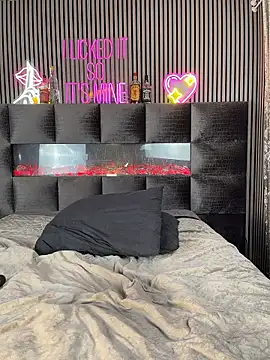 MilaMaaay live sex cam