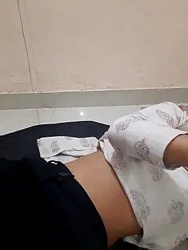 Alpee_kumri's cam snapshot