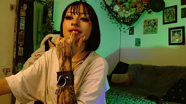 Layla_quinn live sex cam