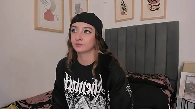 Alice_Dickinssonn live sex cam