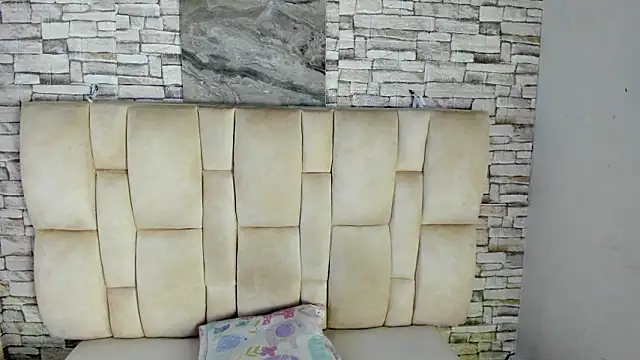 Celesste_doll's cam snapshot