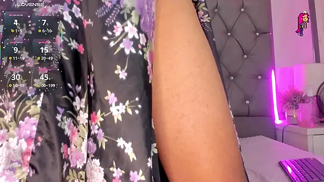 Star-Fire live sex cam