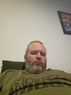 ShyBoy1982 live sex cam