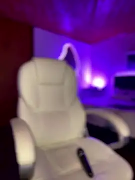 Adhaira_pink10's cam snapshot