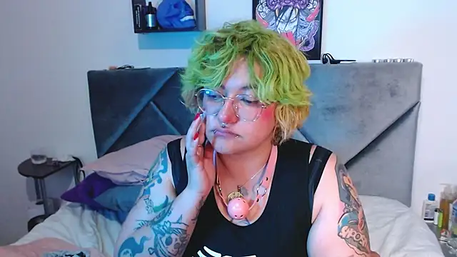 XxGreenGoodxX's cam snapshot