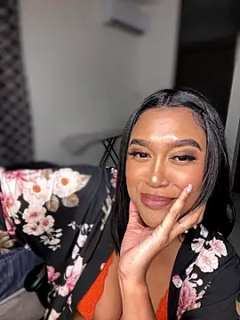 Emii_Love's cam snapshot