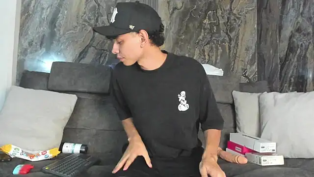 Daviid_laidd live sex cam