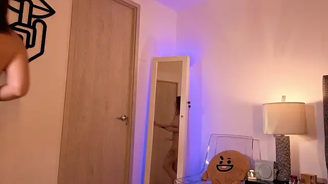 mandi4pole_ live sex cam