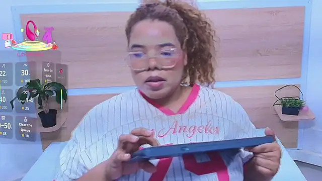 _nickypurple_ live sex cam