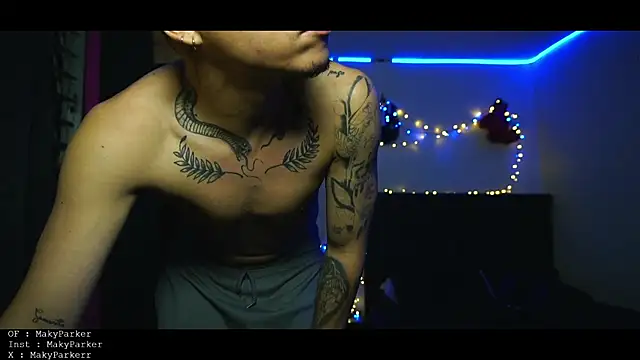 AlphaMasterXxx live sex cam